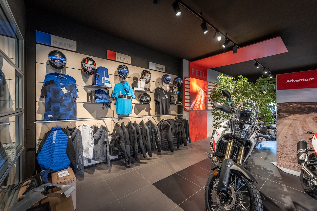 Ristrutturazione negozio Yamaha