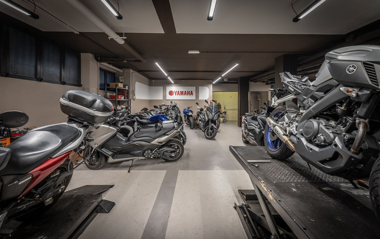 Ristrutturazione negozio Yamaha