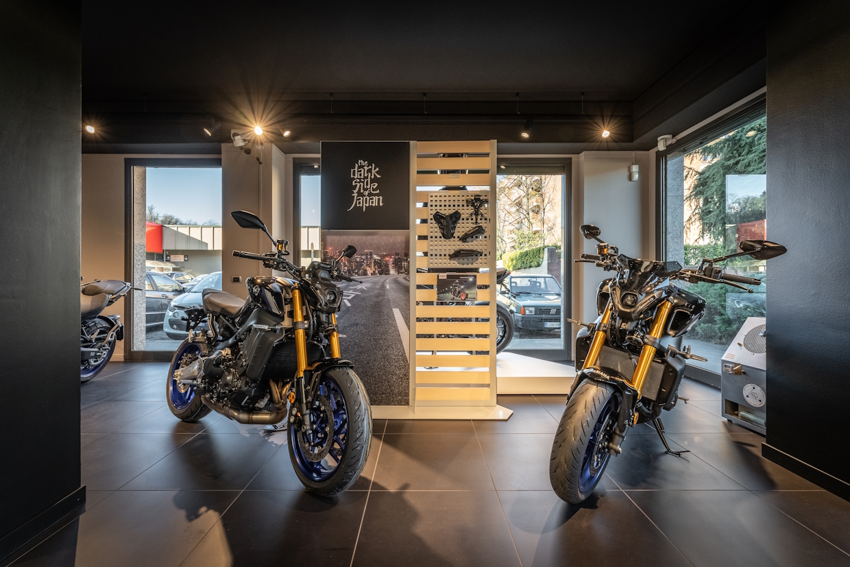 Ristrutturazione negozio Yamaha